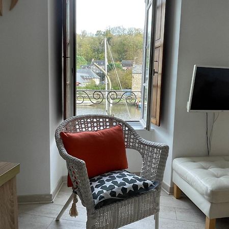 Appartement Au Port Dinan Exterior photo
