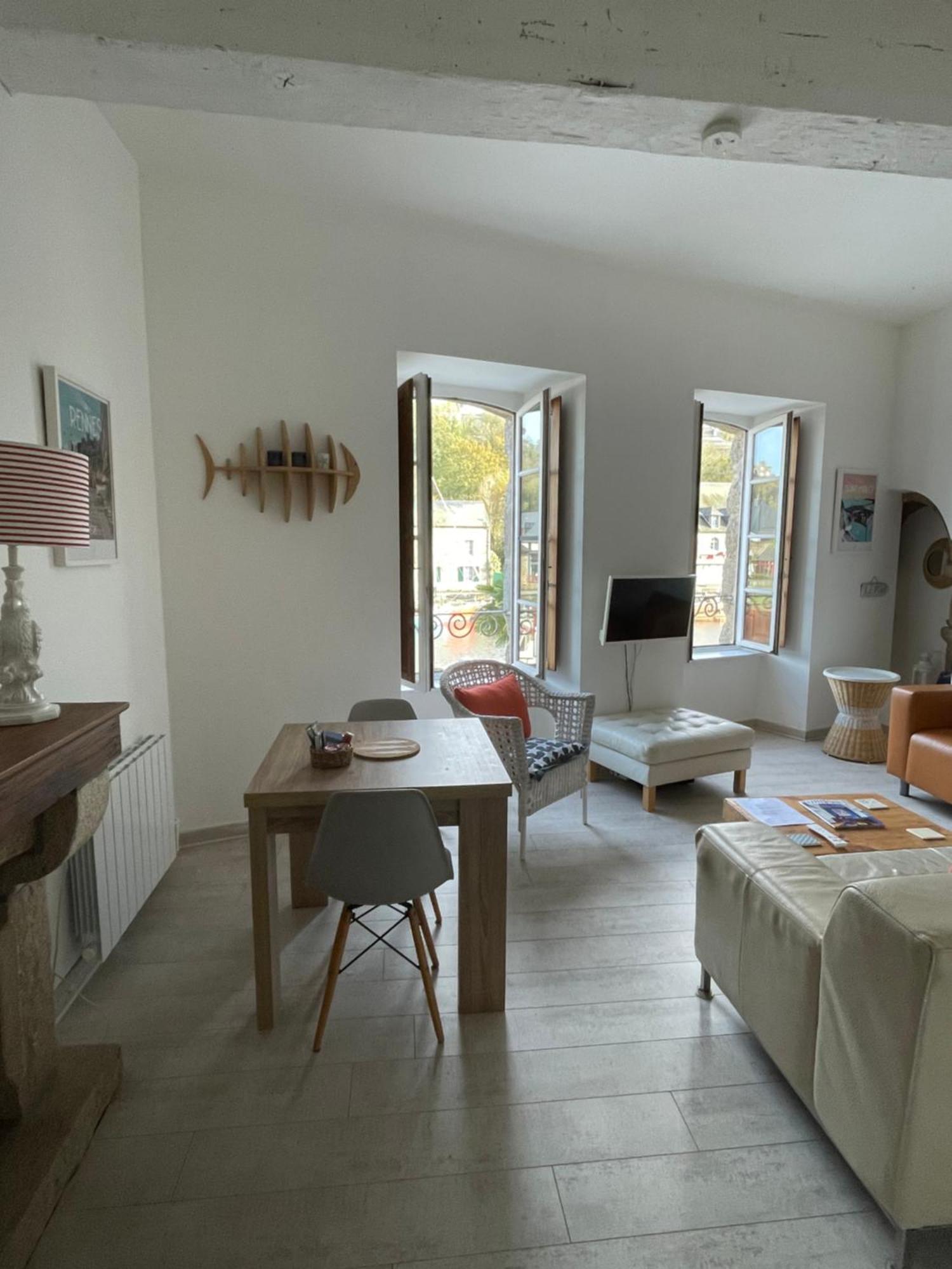 Appartement Au Port Dinan Exterior photo