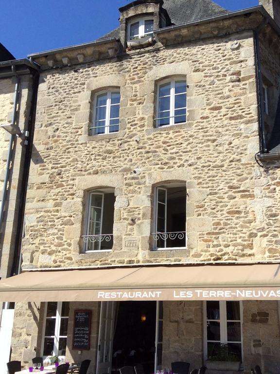 Appartement Au Port Dinan Exterior photo